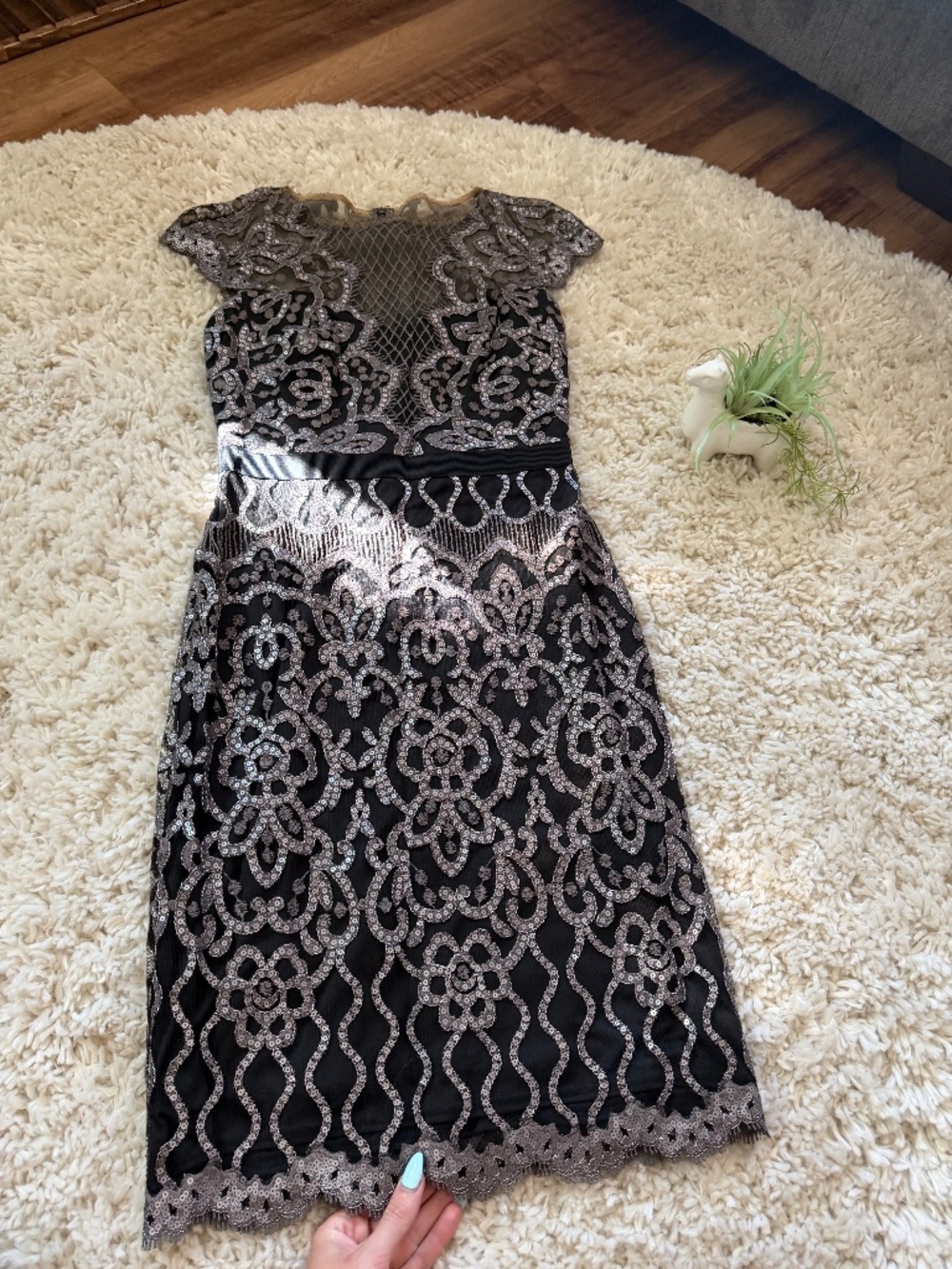Sophisticated Elegant Tadashi Shoji formal evening Black Midi Dress with Silver
